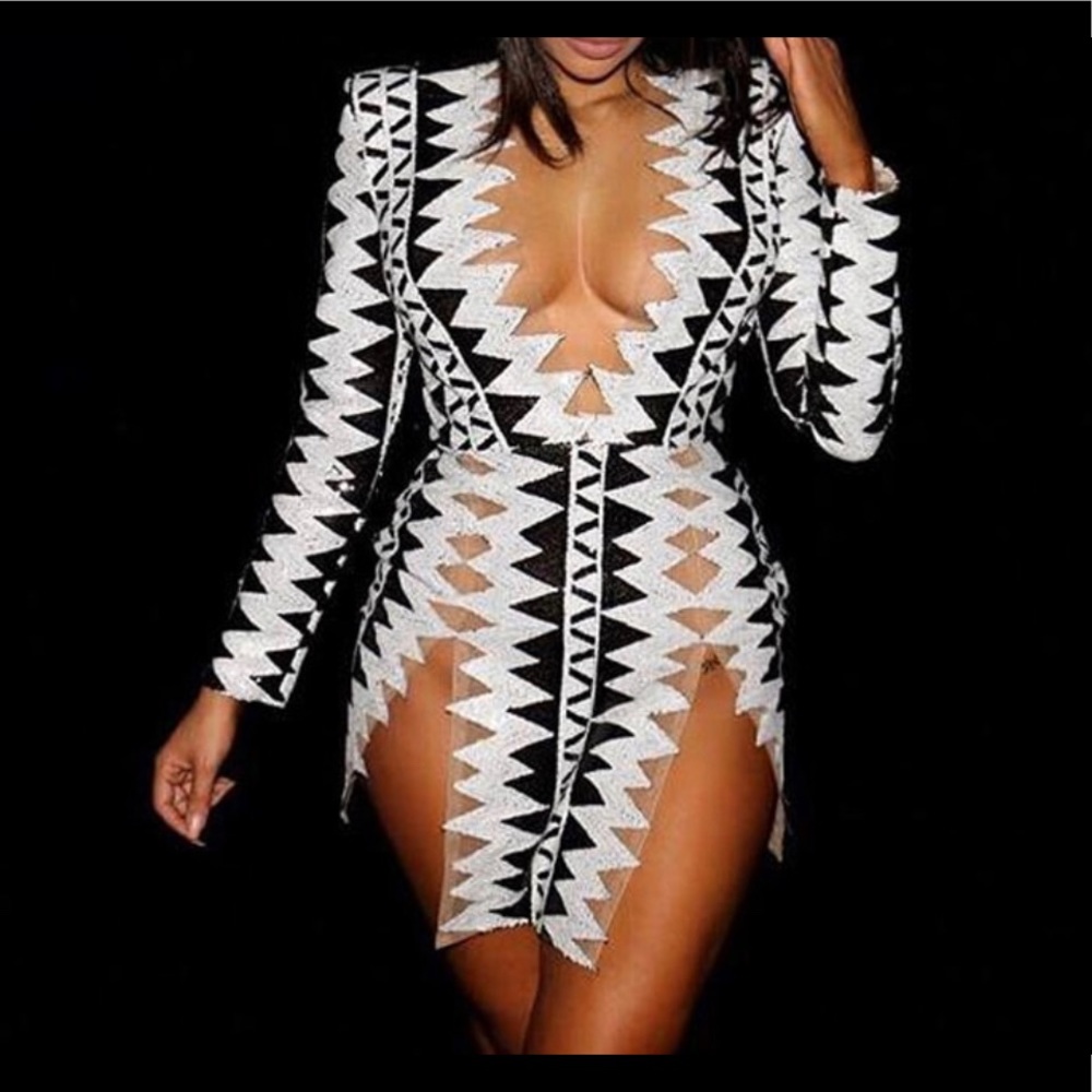 Long sleeve mani dress